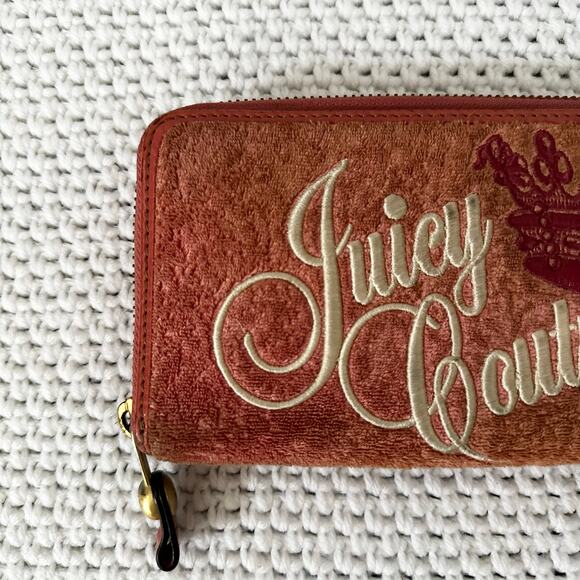 Juicy Couture Pink Velour Princess Embroidered Logo Crown Zip Continental Wallet - Picture 2 of 7